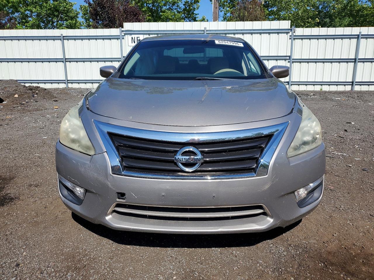 2014 Nissan Altima 2.5 S - Image 5