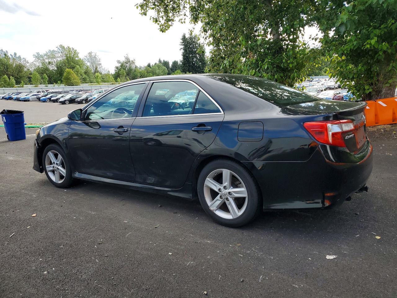 2012 Toyota Camry Se - Фото 2