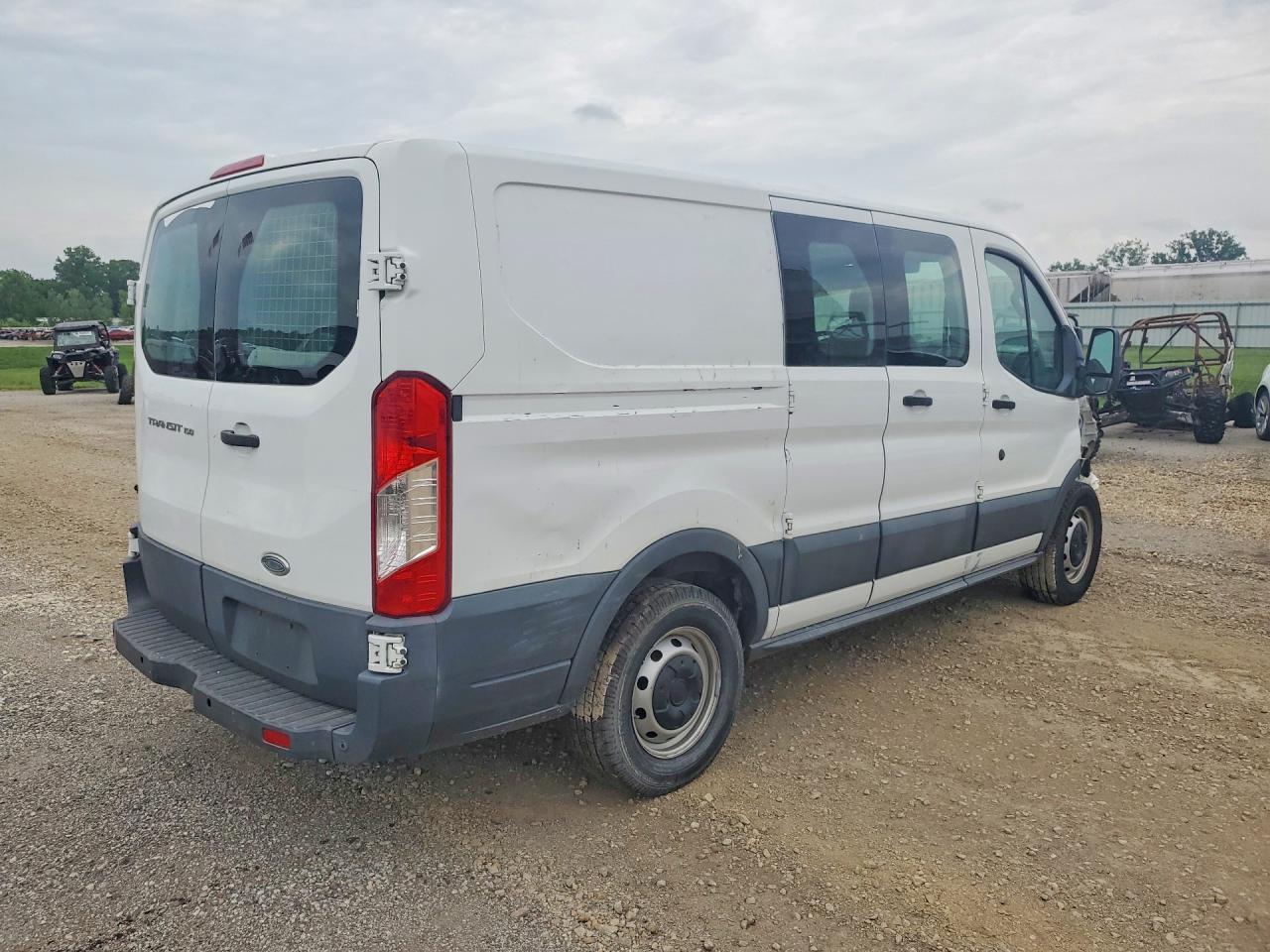 2015 Ford Transit 150 Delivery Van - Фото 3