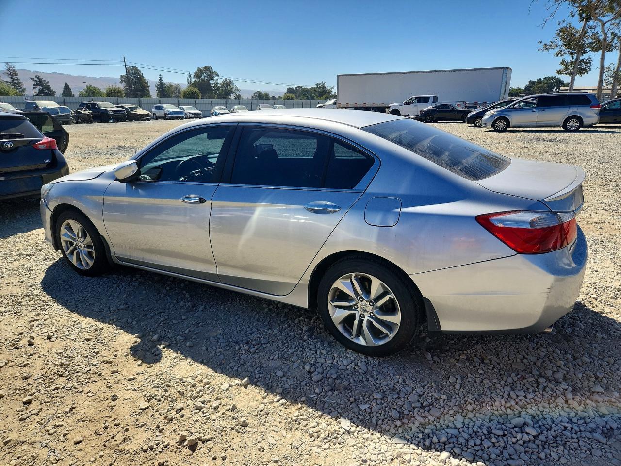 2014 Honda Accord Sport - Image 2