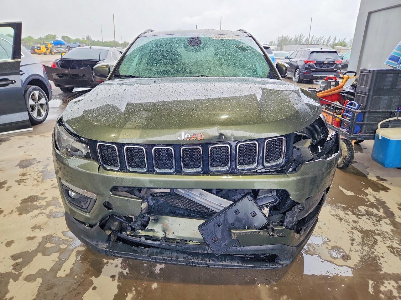 2017 Jeep Compass Latitude - Фото 5