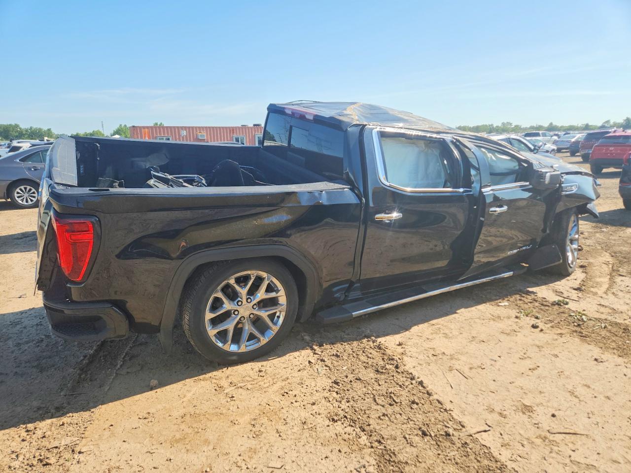 2021 GMC Sierra K1500 Denali - Image 3
