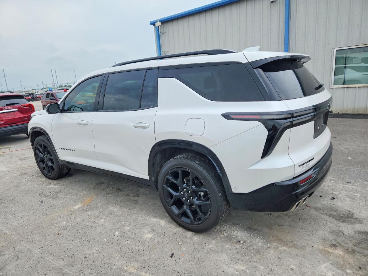 2024 Chevrolet Traverse Rs - Фото 2