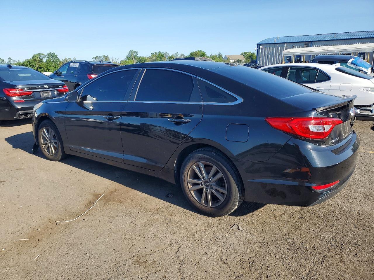 2015 Hyundai Sonata Se - Фото 2