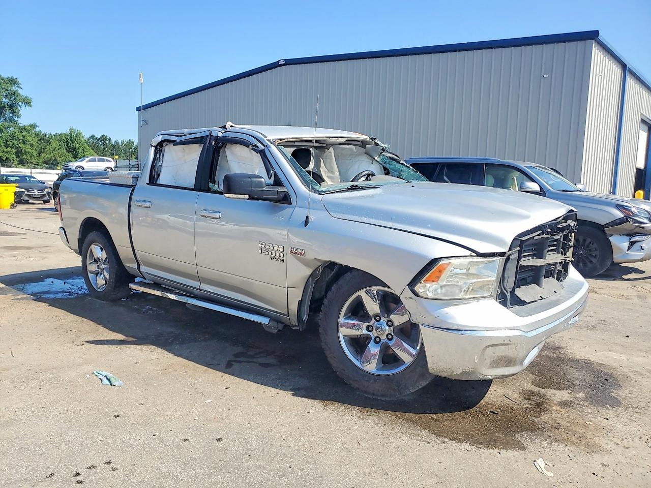 2019 Ram 1500 Classic Slt - Фото 4