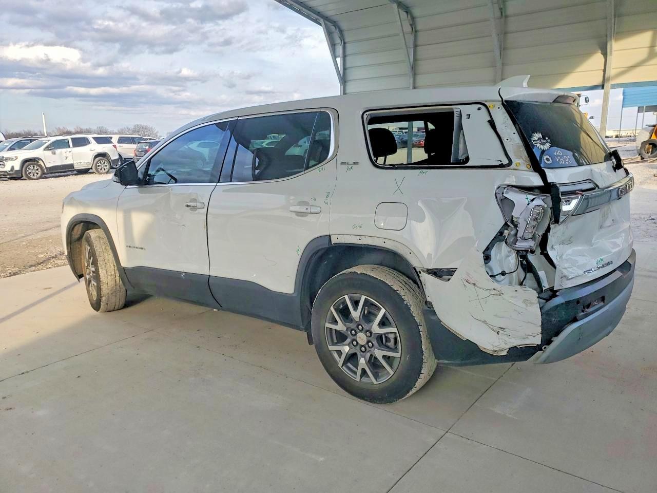 2021 GMC Acadia Sle - Image 2