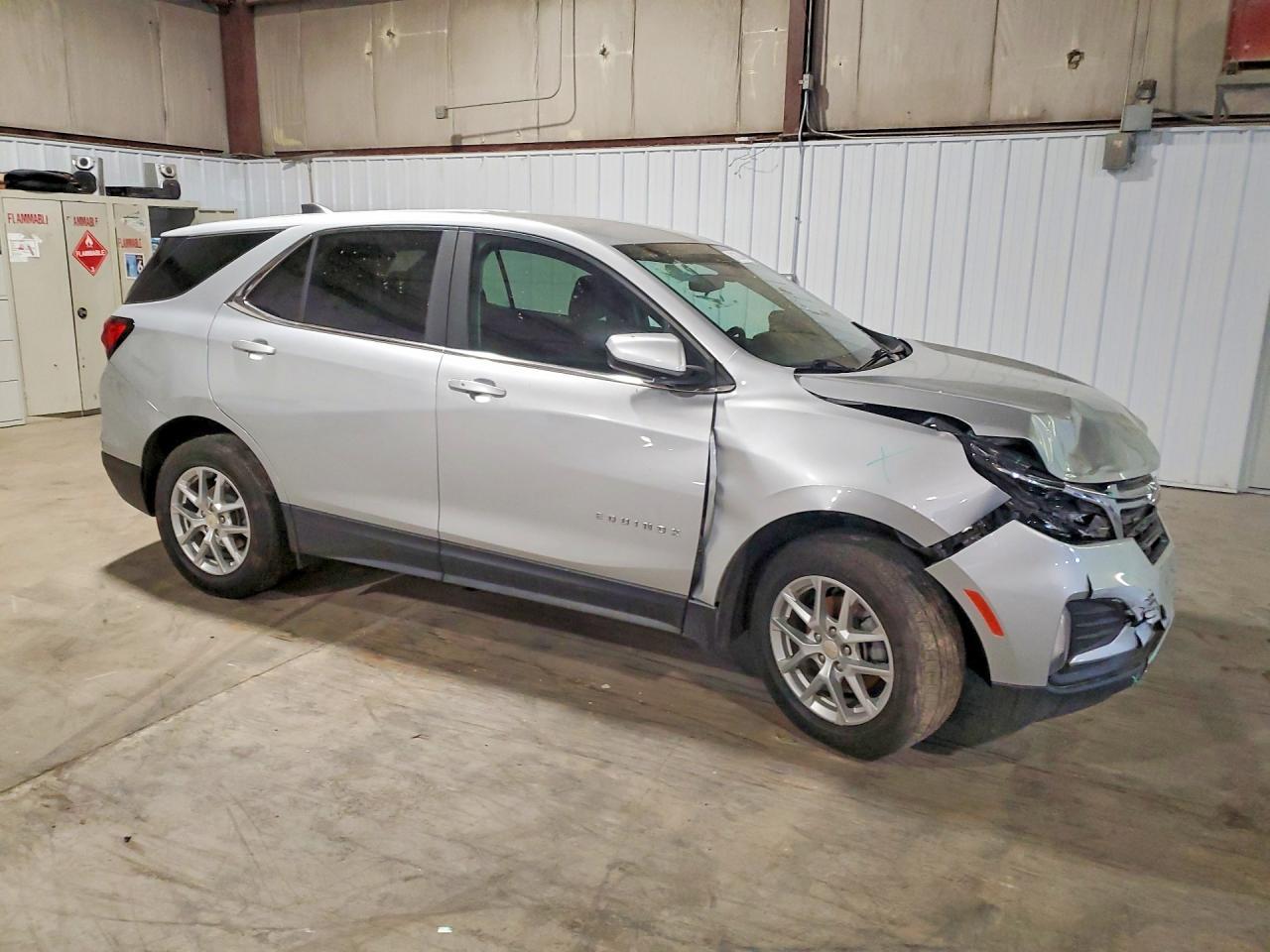 2022 Chevrolet Equinox Lt - Фото 4