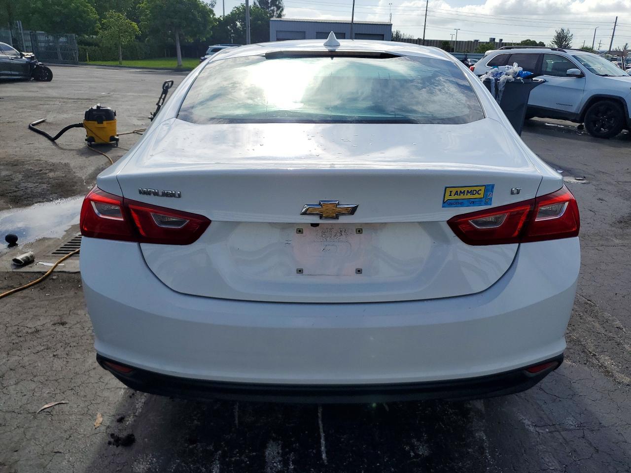 2017 Chevrolet Malibu Lt - Фото 6