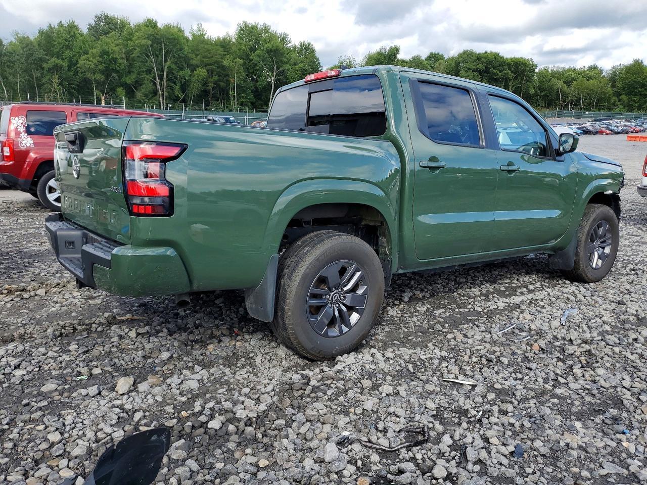 2025 Nissan Frontier Sv - Image 3
