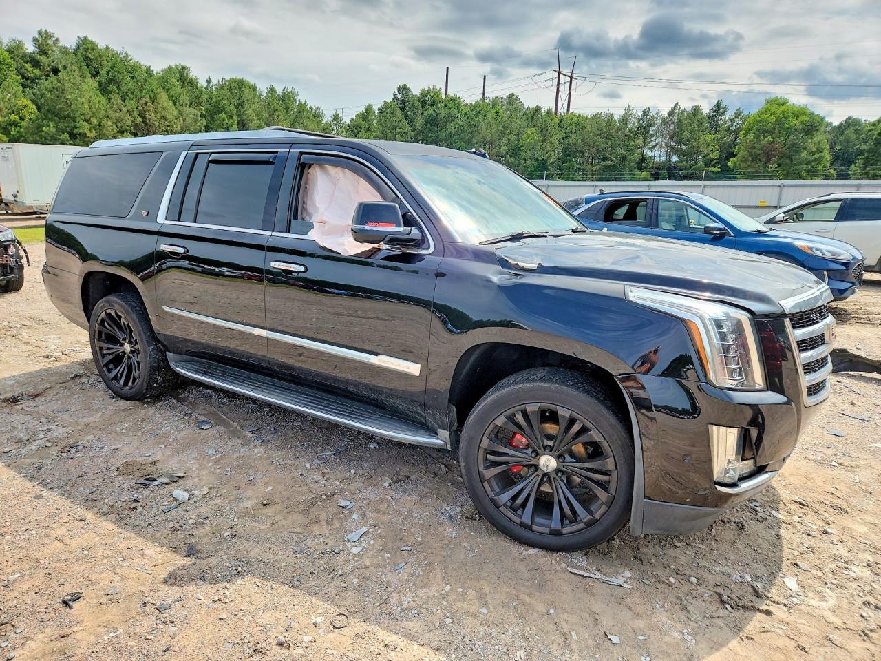 2017 Cadillac Escalade Esv Luxury - Image 4