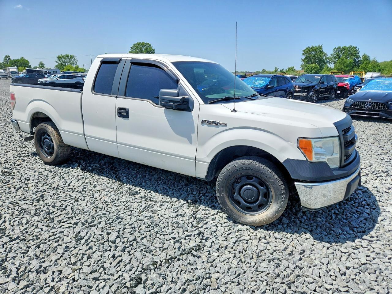 2013 Ford F150 Super Cab - Фото 4