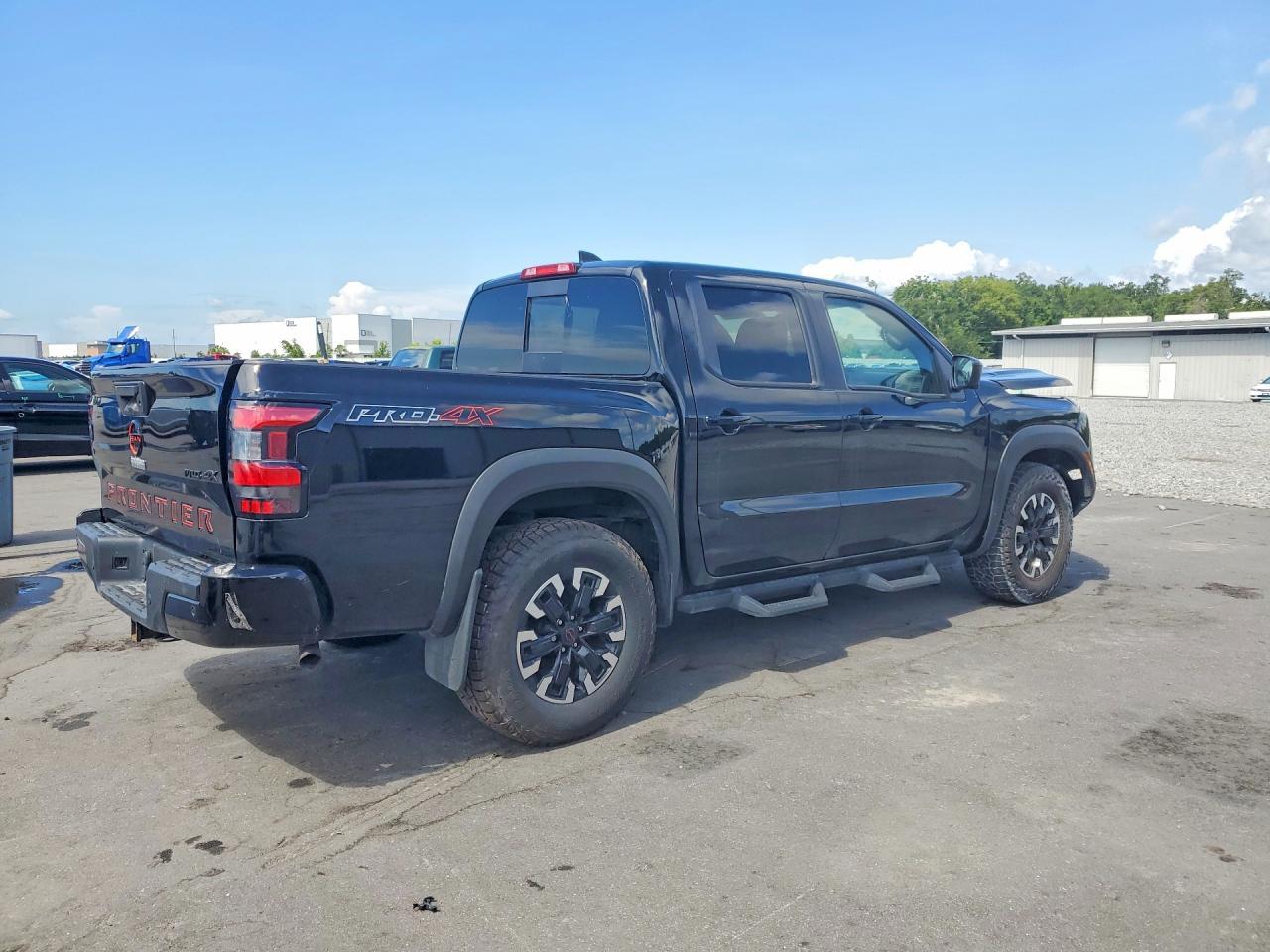2023 Nissan Frontier Pro-4X - Image 3