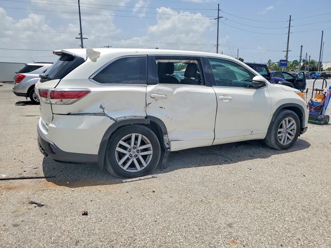 2014 Toyota Highlander Le - Фото 3