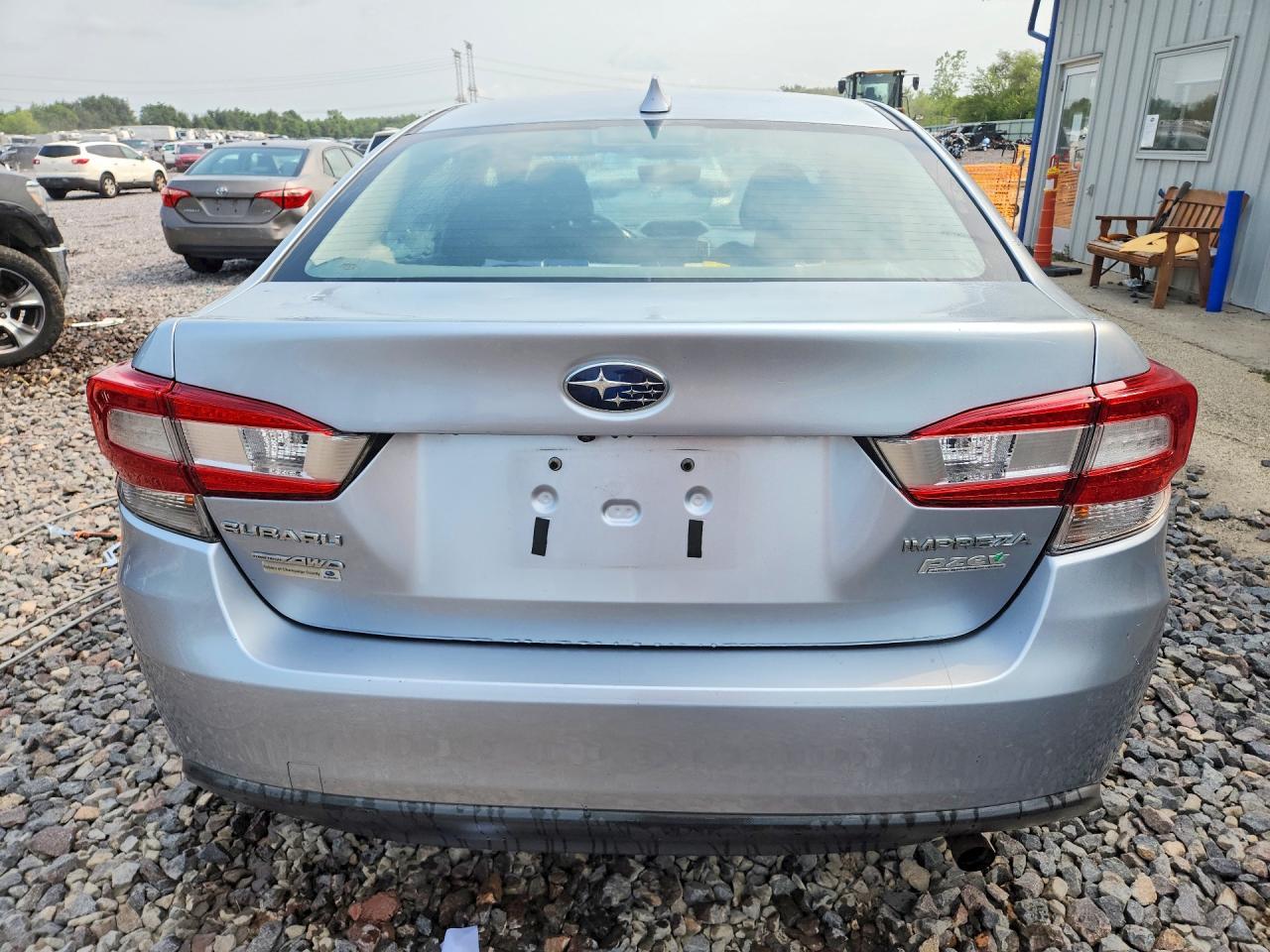 2017 Subaru Impreza Premium - Фото 6