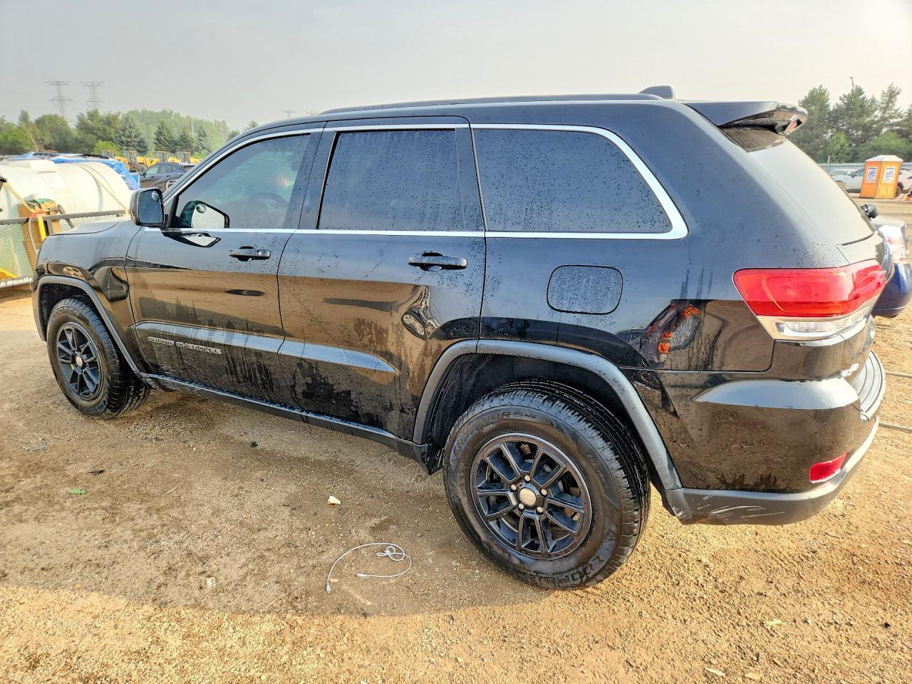 2018 Jeep Grand Cherokee Laredo - Image 2