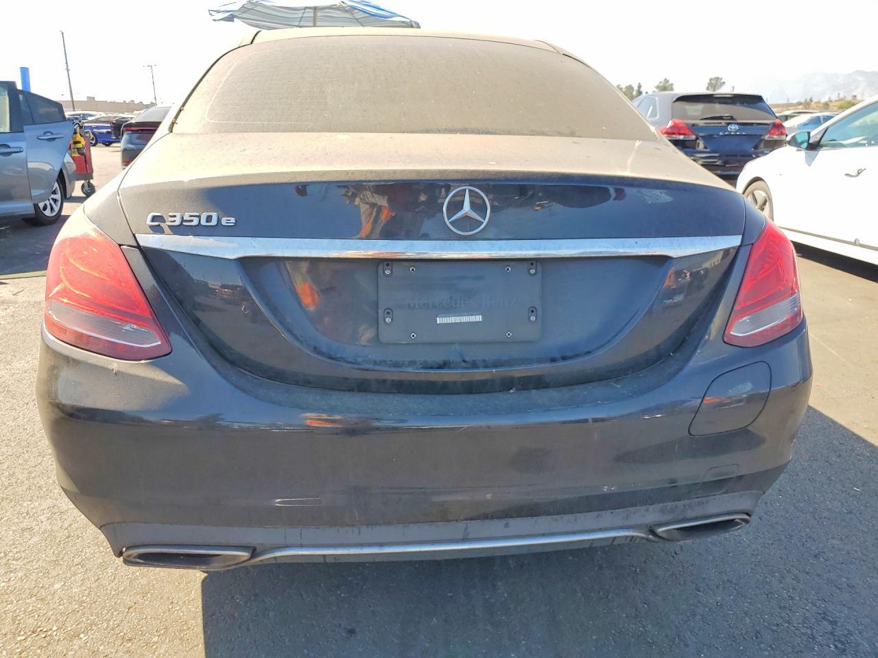 2017 Mercedes-Benz C 350E - Фото 6