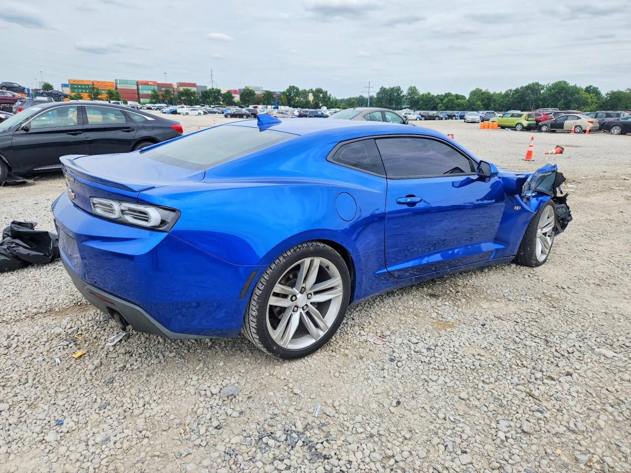 2016 Chevrolet Camaro Lt - Image 3