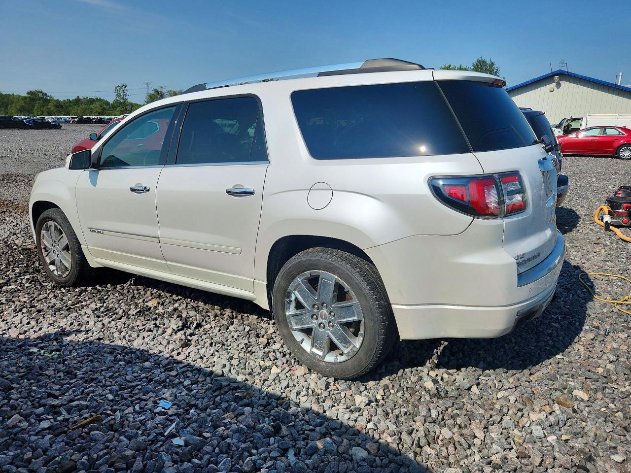 2016 GMC Acadia - Фото 2