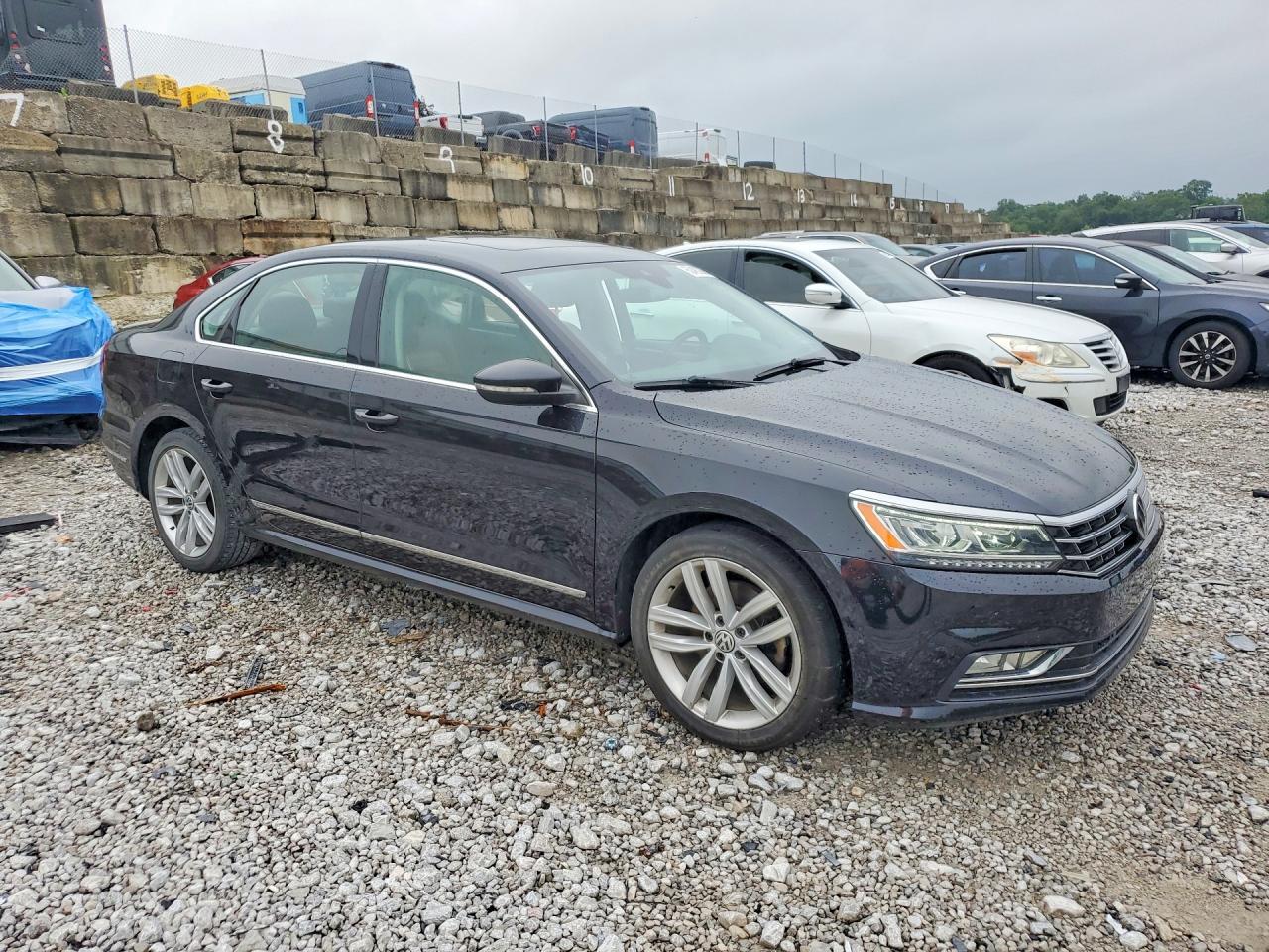 2018 Volkswagen Passat Sel Premium - Фото 4