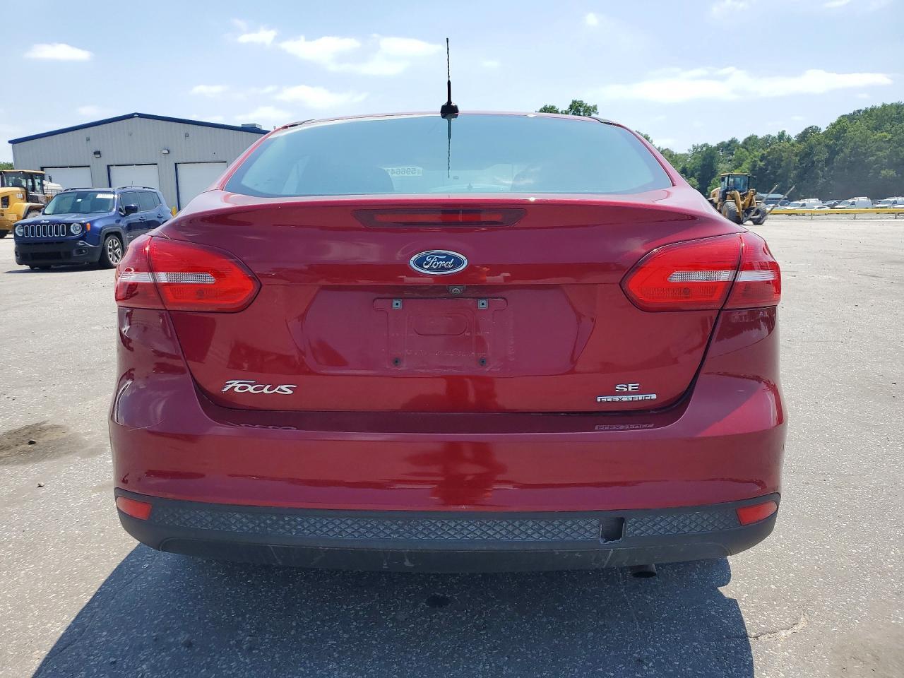 2016 Ford Focus Se - Image 6