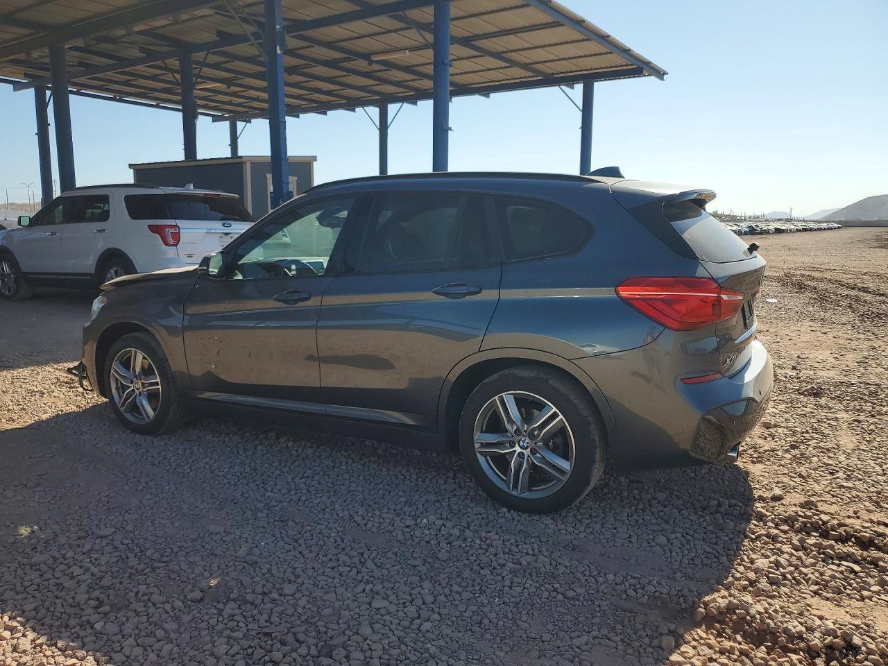 2018 BMW X1 xDrive28I - Фото 2