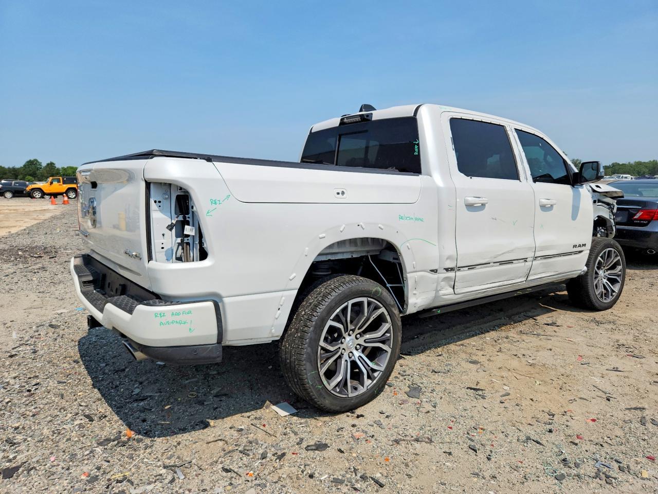 2025 Ram 1500 Tungsten - Image 3