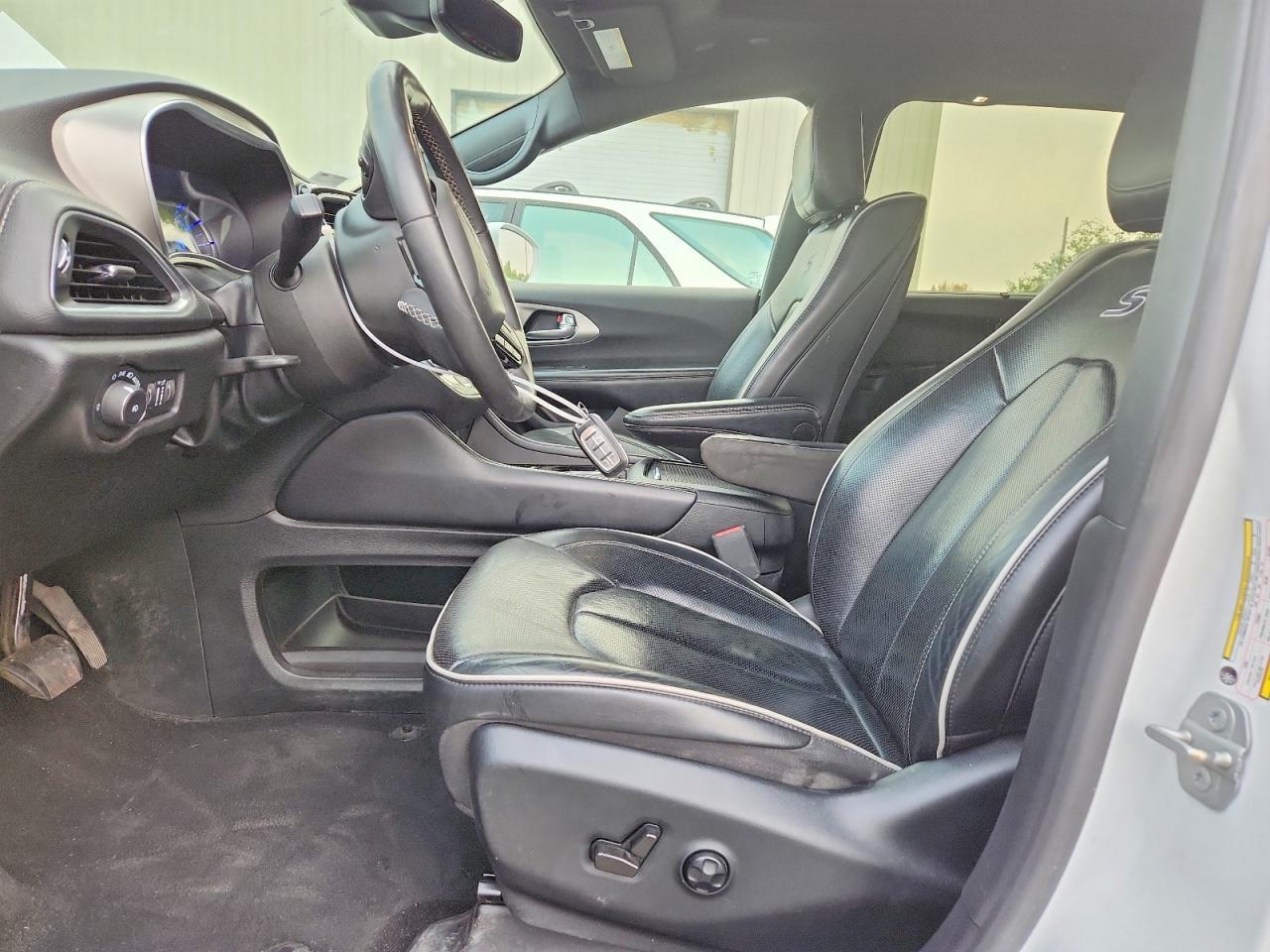 2022 Chrysler Pacifica Hybrid Limited - Фото 7