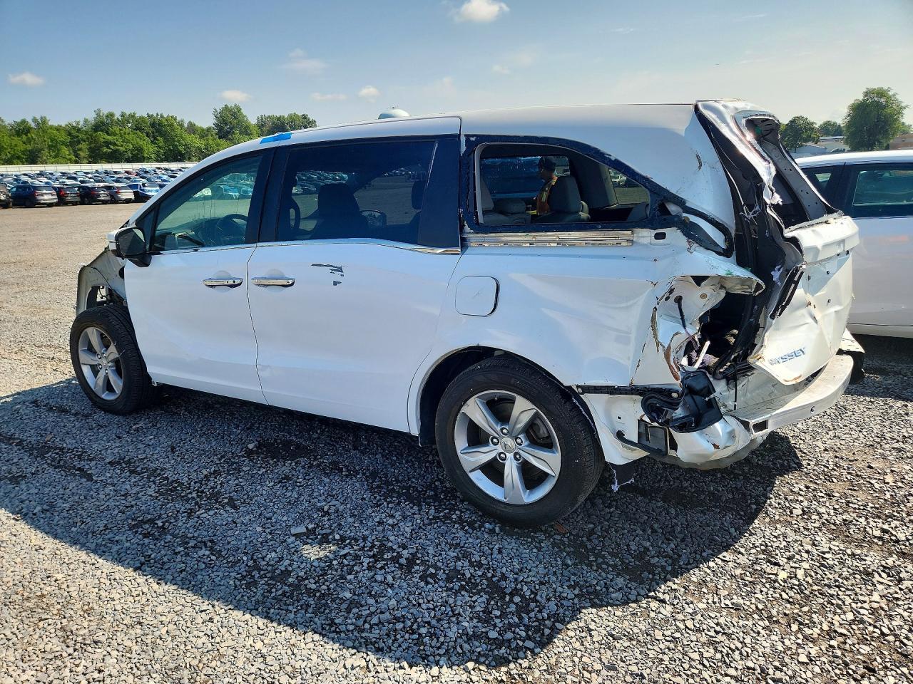 2025 Honda Odyssey Elite - Фото 2