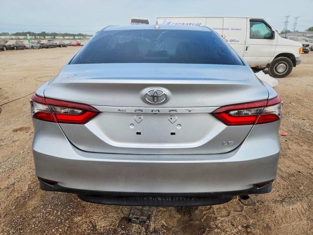 2023 Toyota Camry Le - Image 6