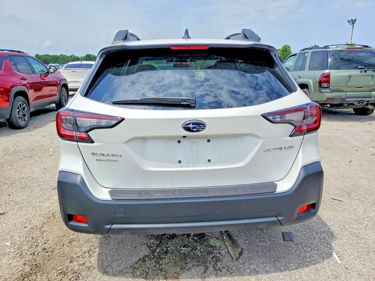 2025 Subaru Outback Premium - Image 6