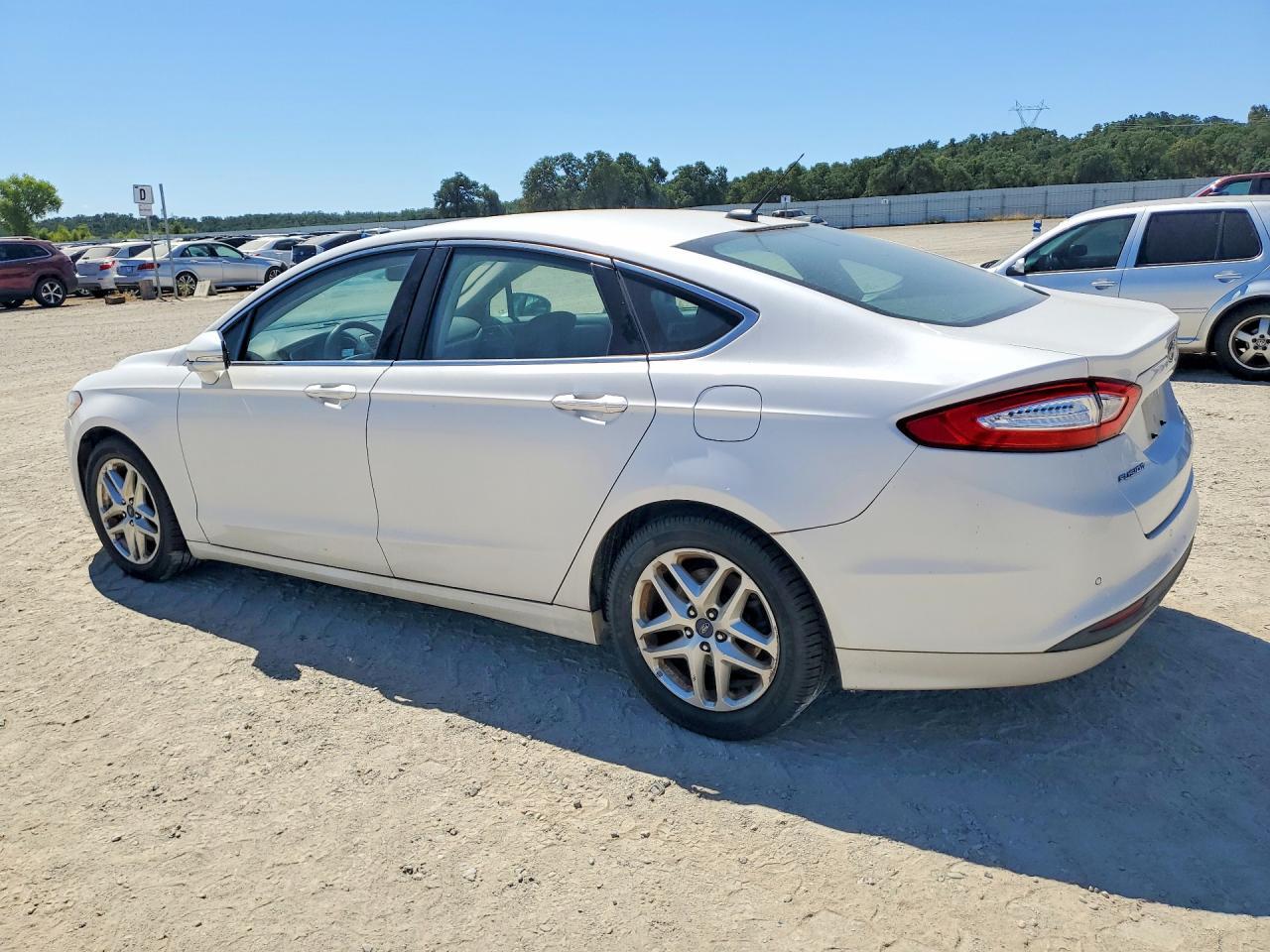 2015 Ford Fusion Se - Фото 2