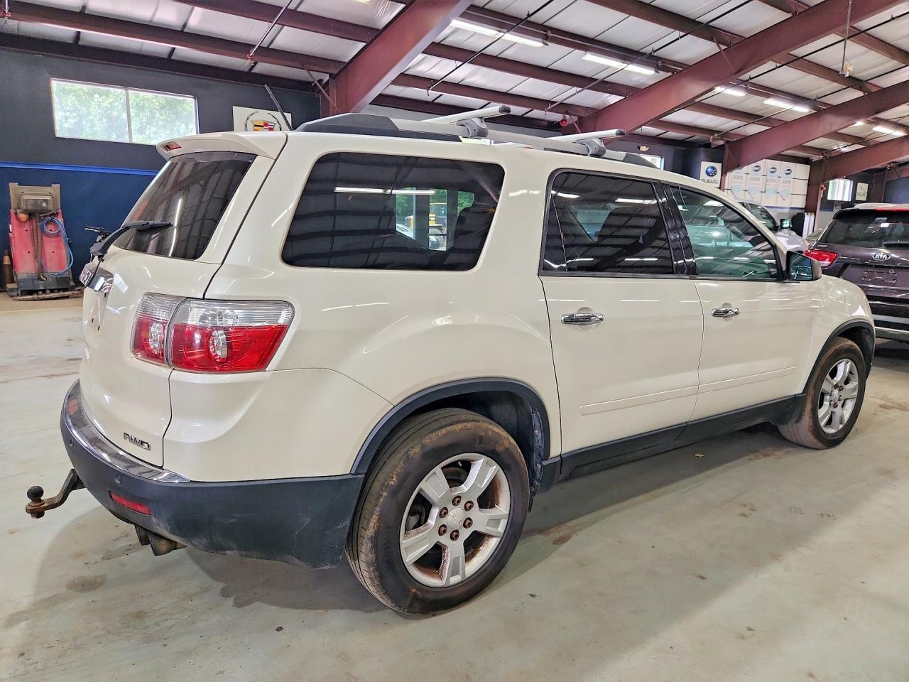 2012 GMC Acadia Sle - Image 3