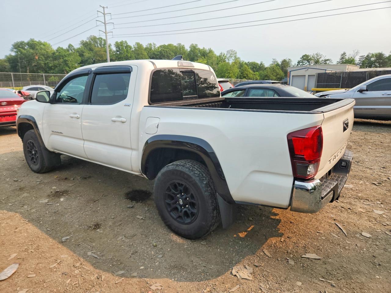 2021 Toyota Tacoma Sr5 V6 - Фото 2