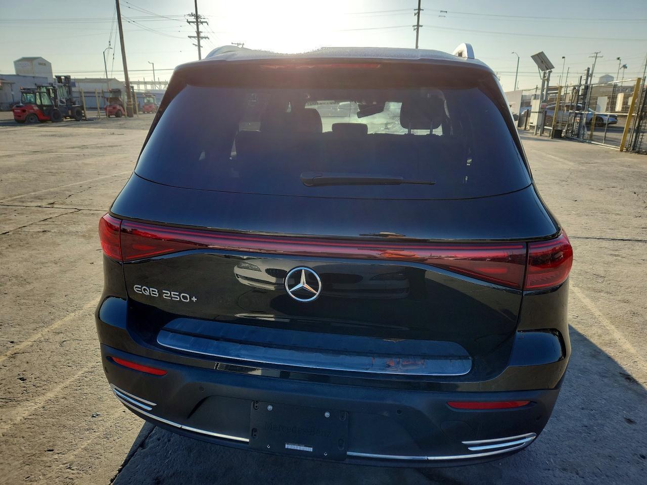 2025 Mercedes-Benz Eqb 250+ - Фото 6