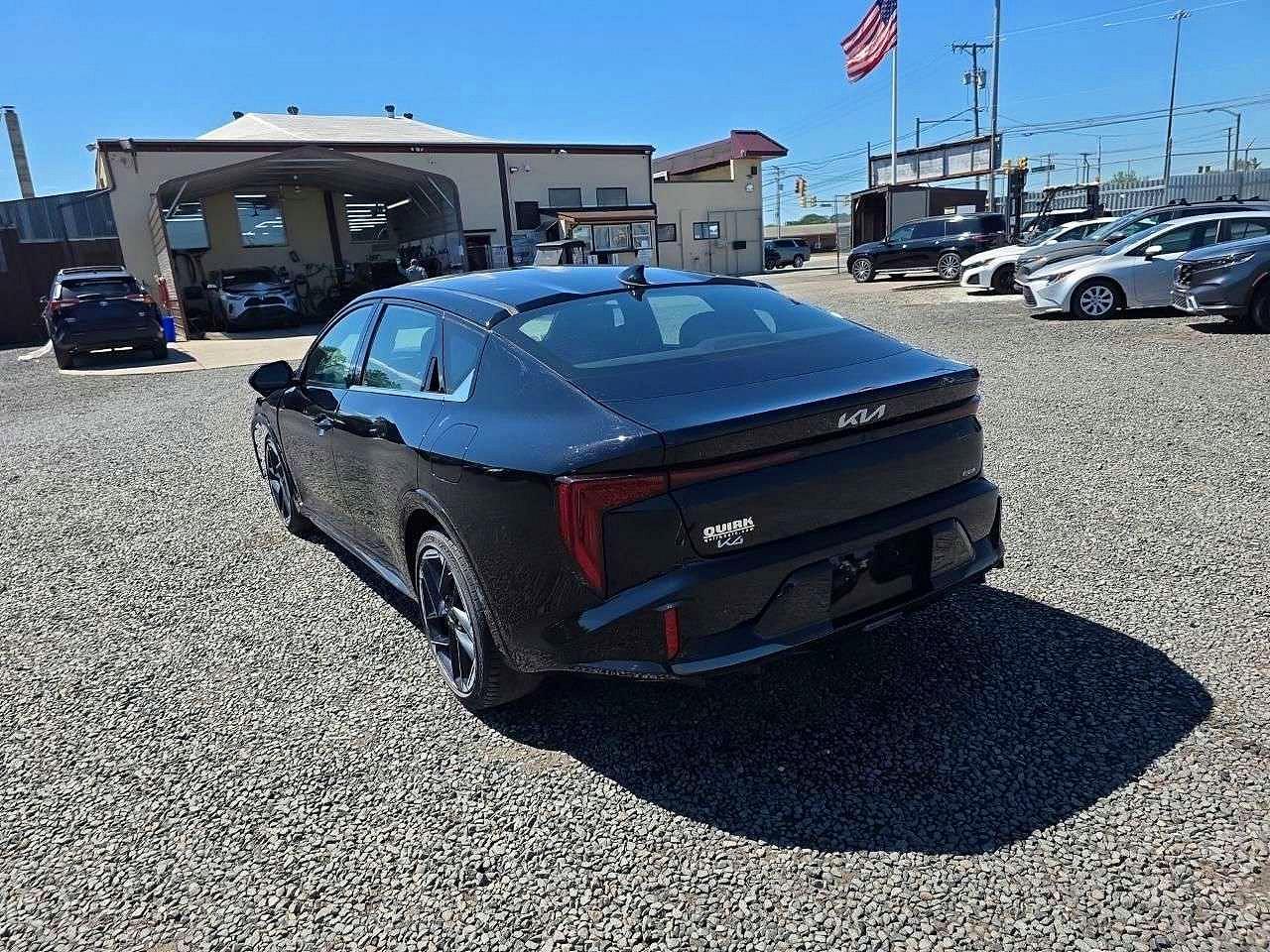 2025 Kia K4 Gt-Line - Image 2