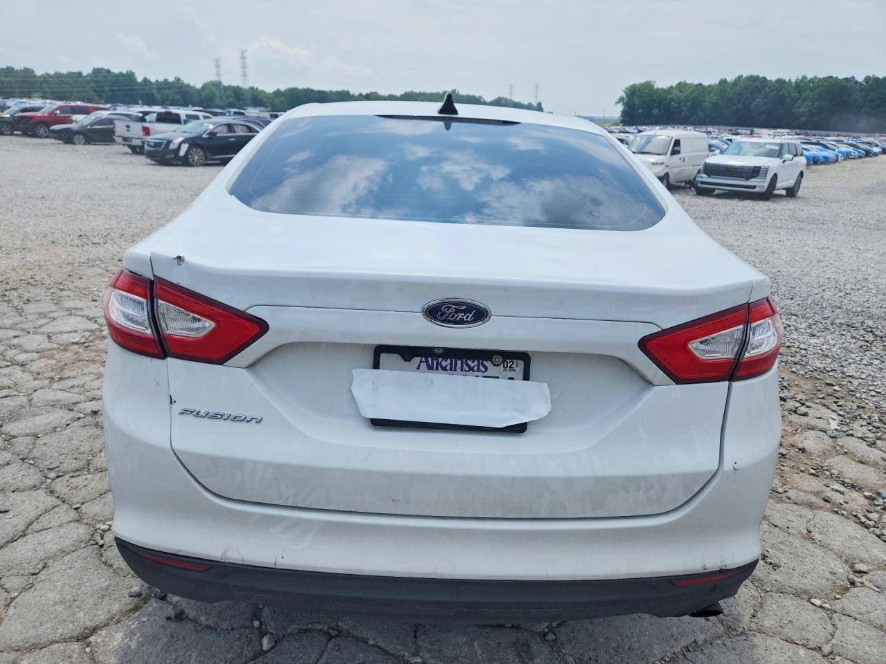 2016 Ford Fusion S - Image 6