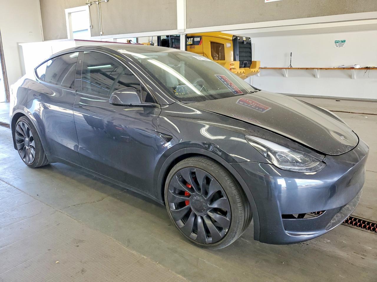 2024 Tesla Model Y - Image 4