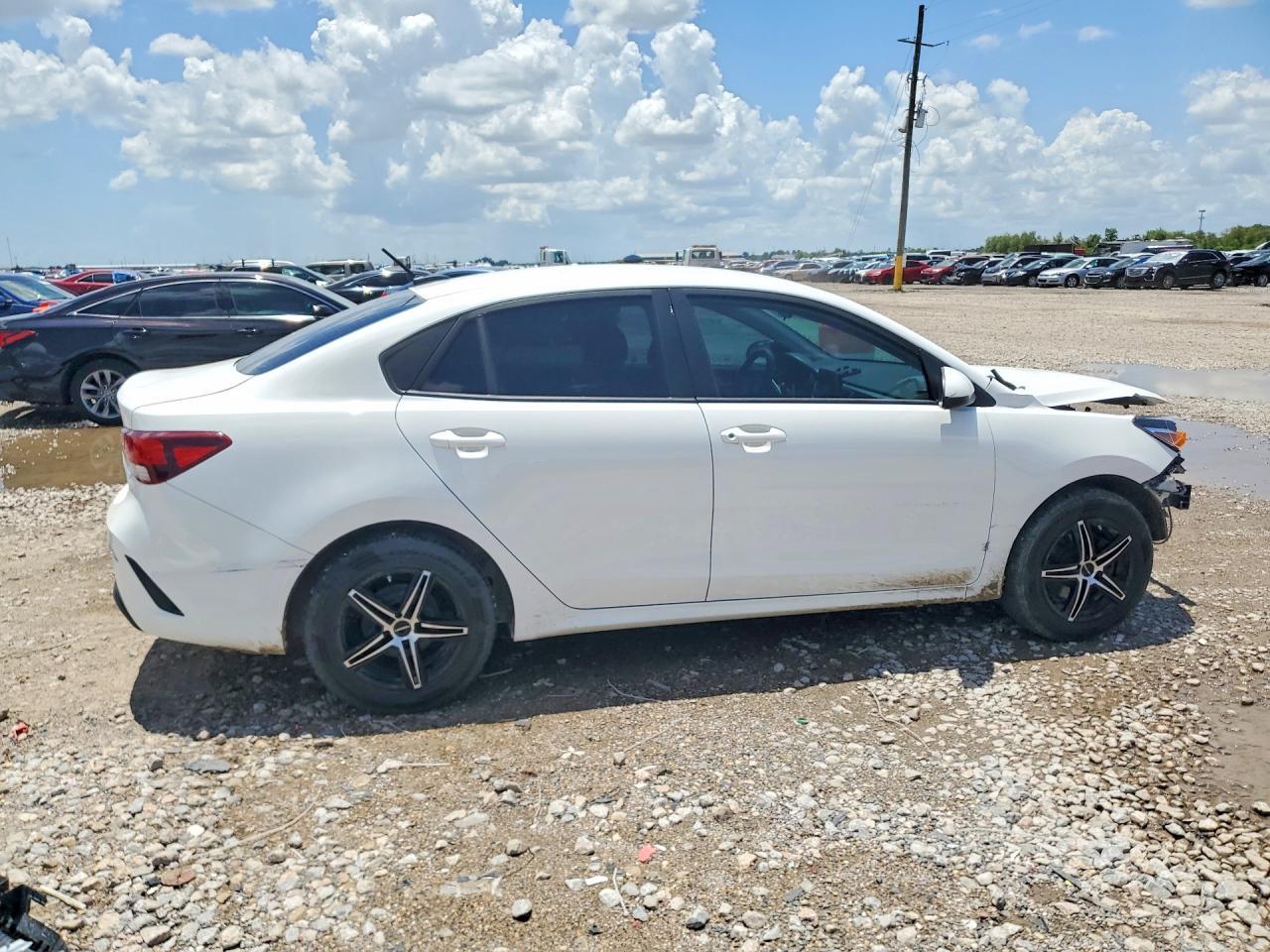 2023 Kia Rio Lx - Фото 3