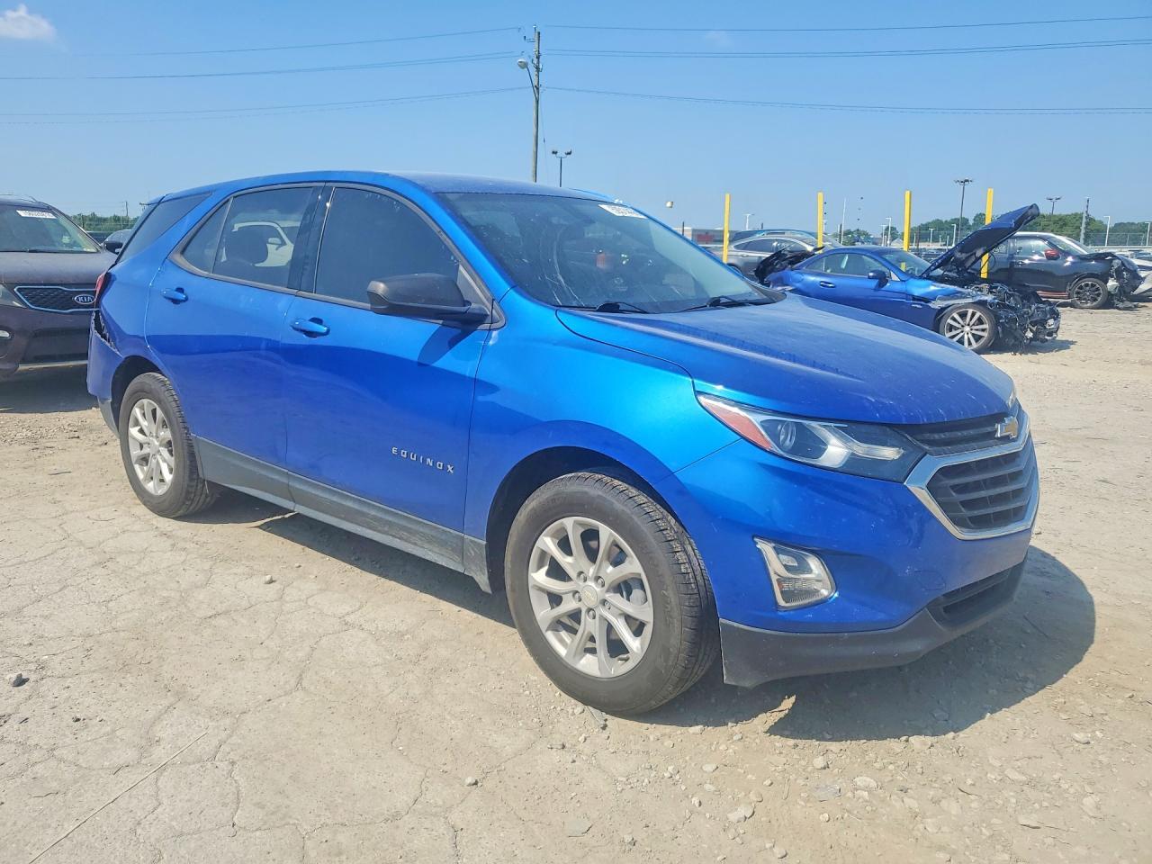 2019 Chevrolet Equinox Ls - Фото 4