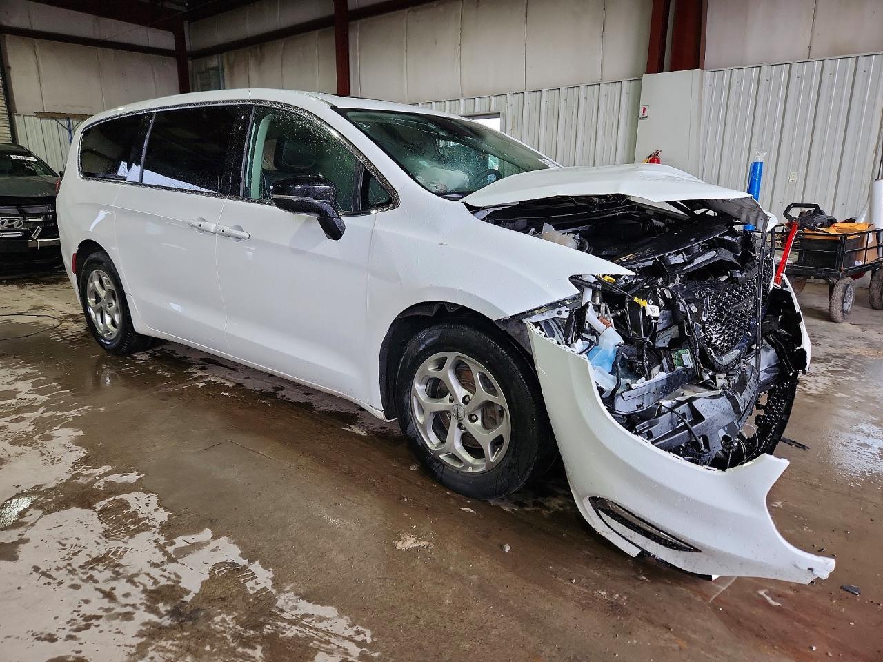 2024 Chrysler Pacifica Limited - Фото 4