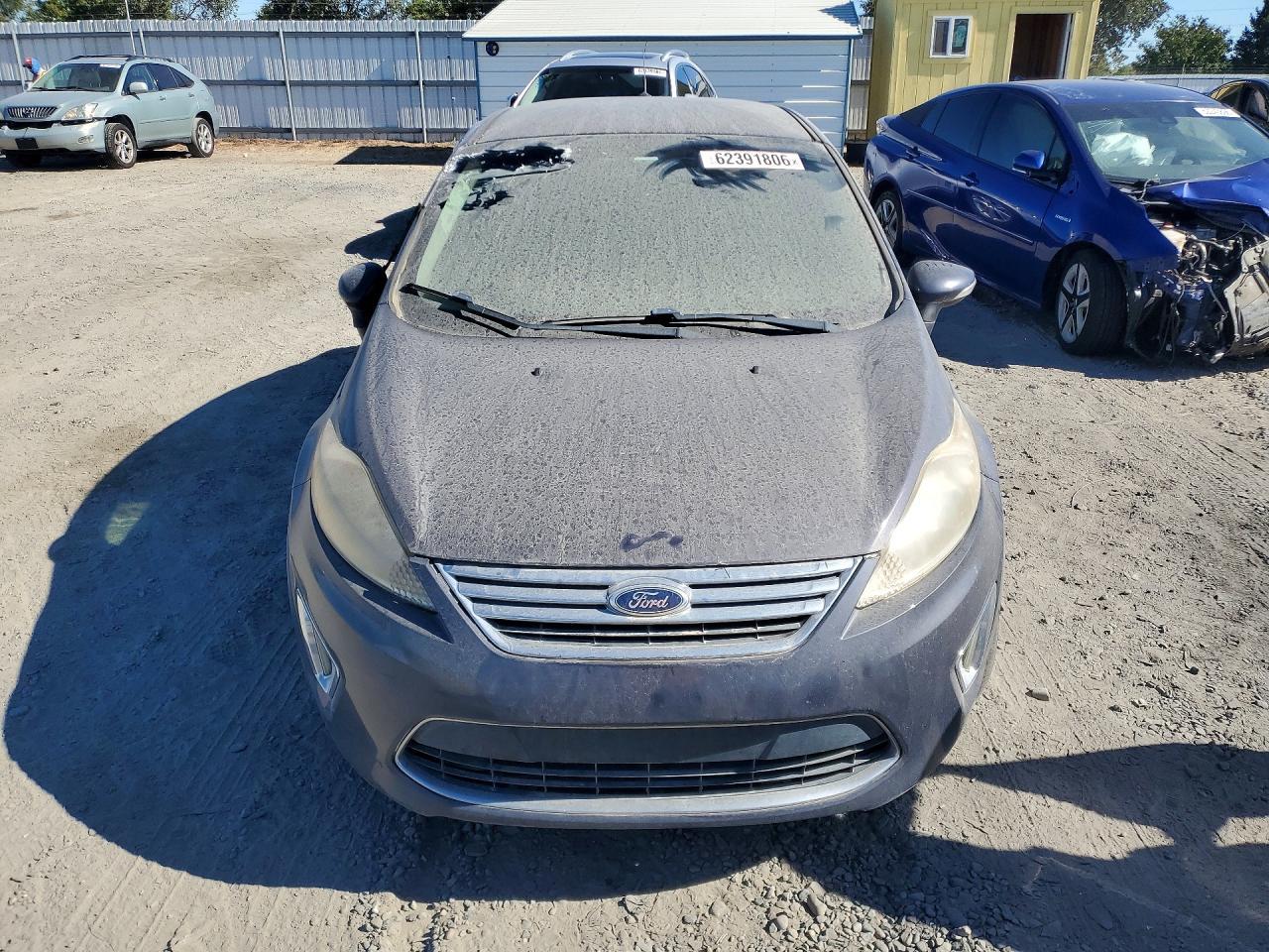 2012 Ford Fiesta Sel - Image 5