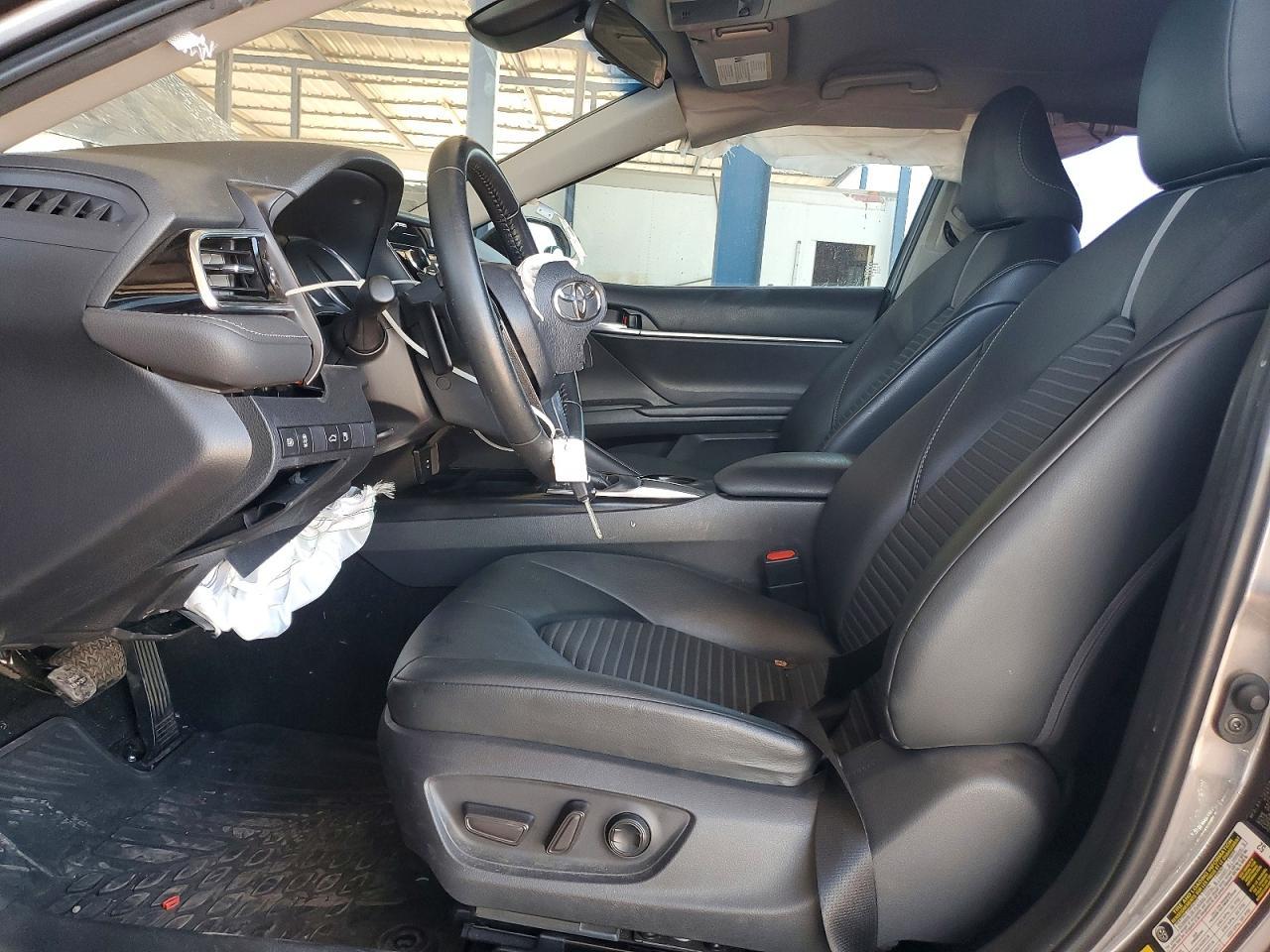 2018 Toyota Camry Se - Image 7