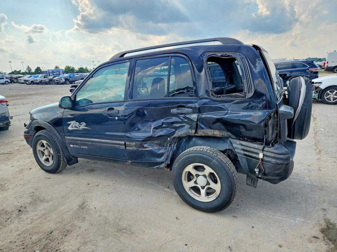 2004 Chevrolet Tracker Zr2 - Фото 2