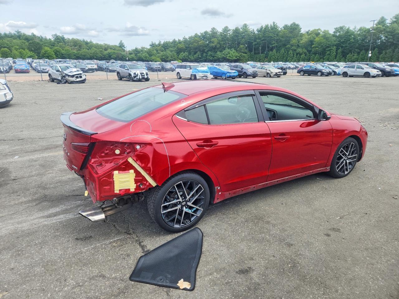 2020 Hyundai Elantra Sport - Фото 3