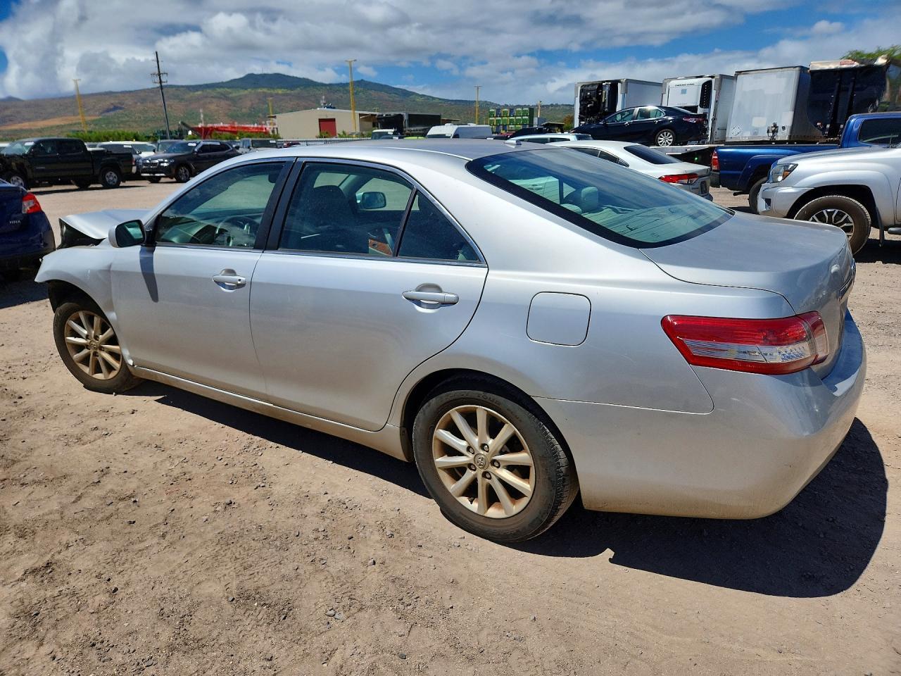 2010 Toyota Camry Xle - Фото 2