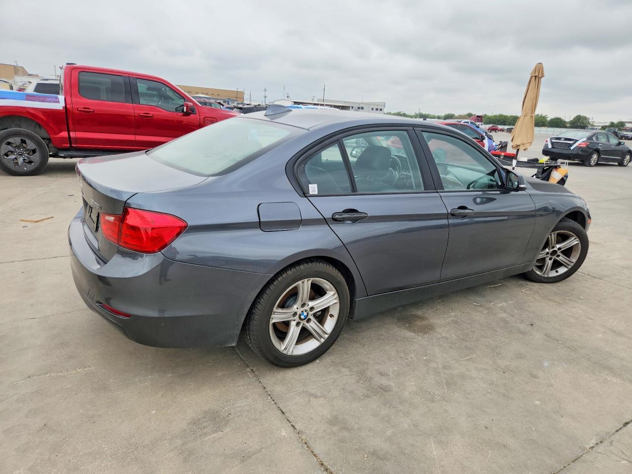 2013 BMW 328 Xi - Фото 3