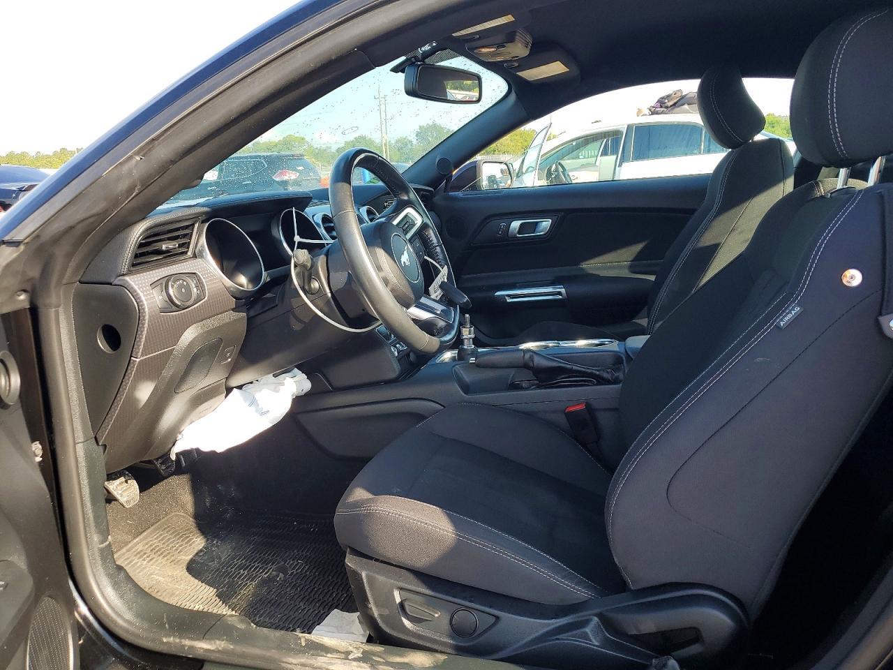 2020 Ford Mustang Gt - Фото 7