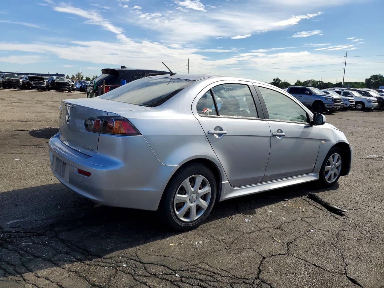 2014 Mitsubishi Lancer Es/Es Sport - Image 3