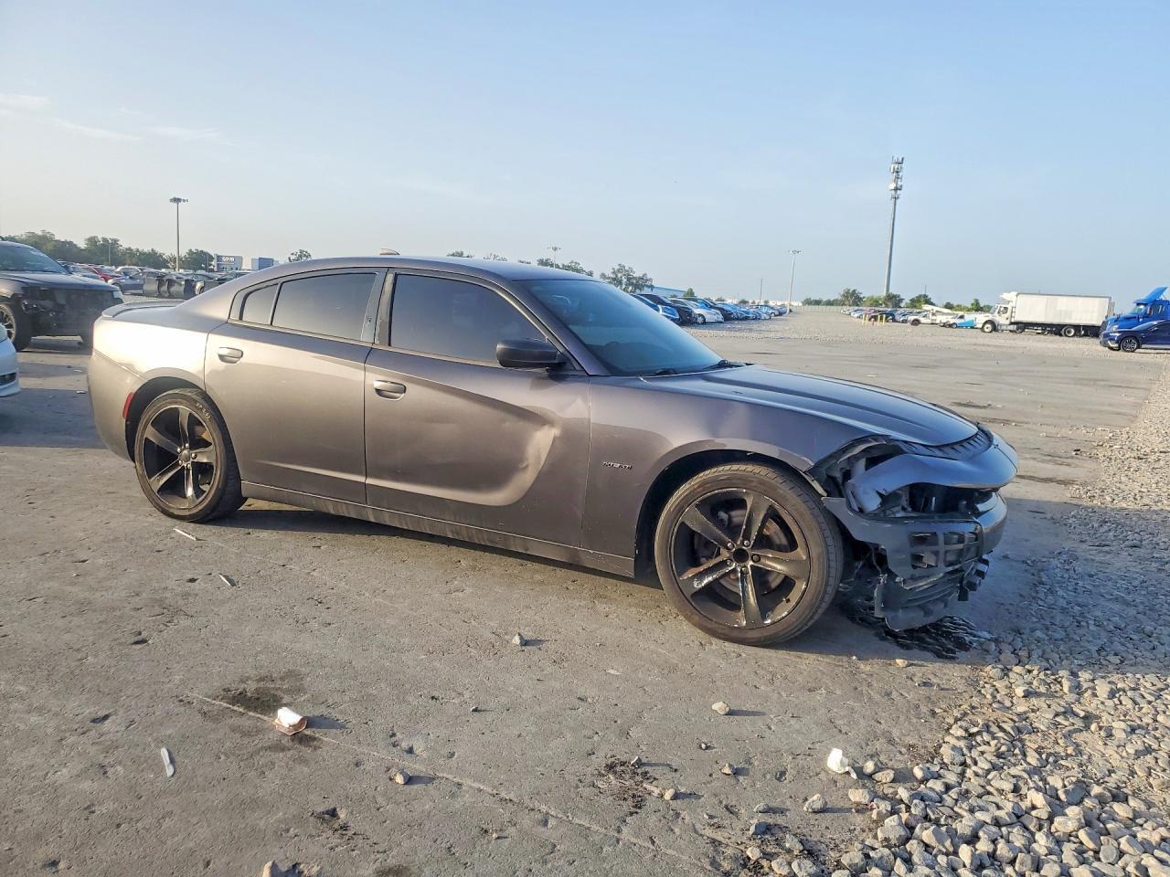 2018 Dodge Charger R/T - Image 4