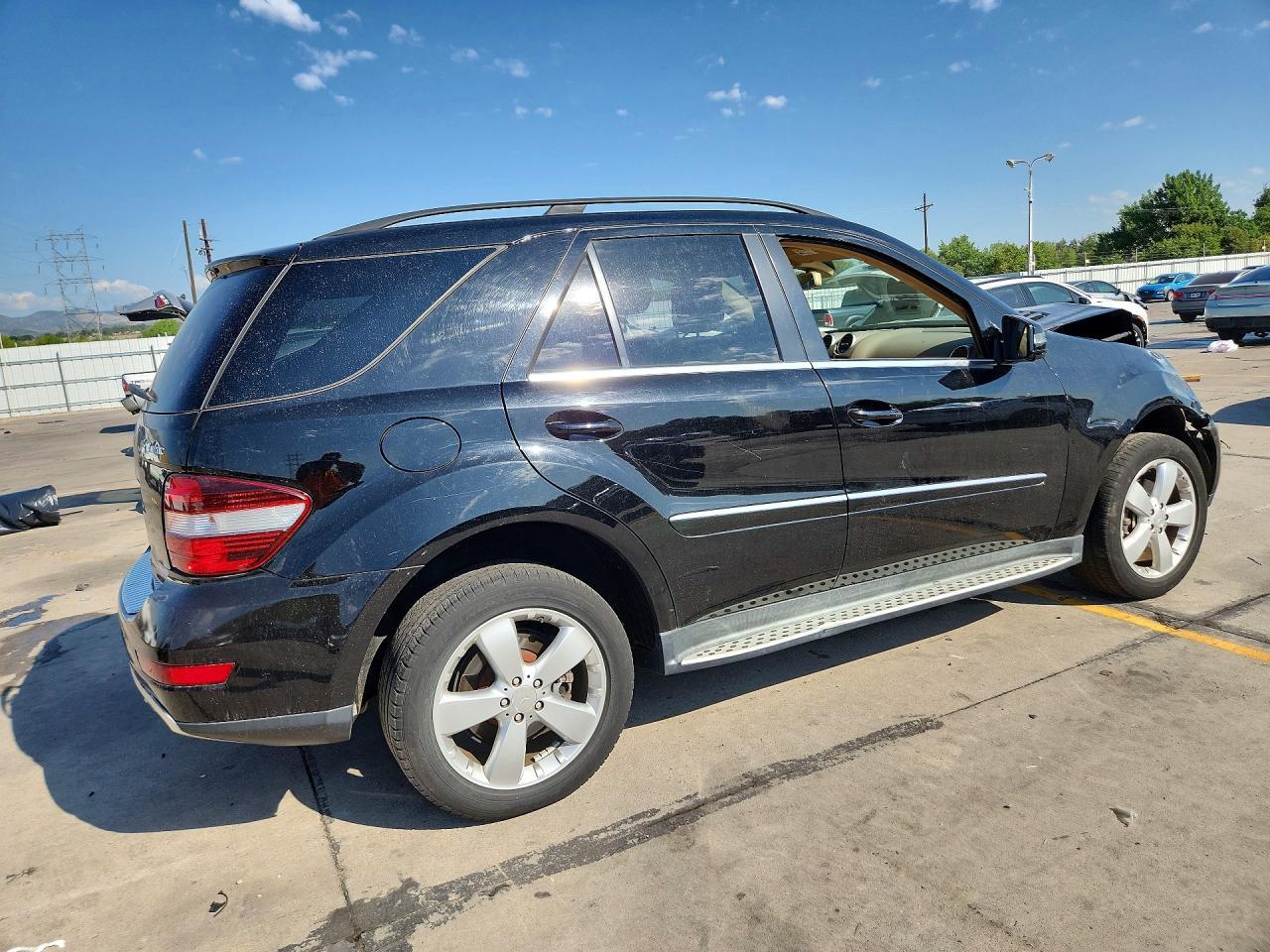 2011 Mercedes-Benz Ml 350 4Matic - Image 3